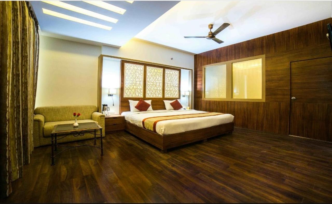 Hotel Apex International จ๊อดปูร์ ภายนอก รูปภาพ